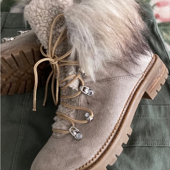 Ankle boots women’s size 7.5 - Picture 2 of 2